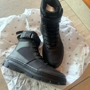 Dr. Martens Combs Tech Casual Boots Black sz 38